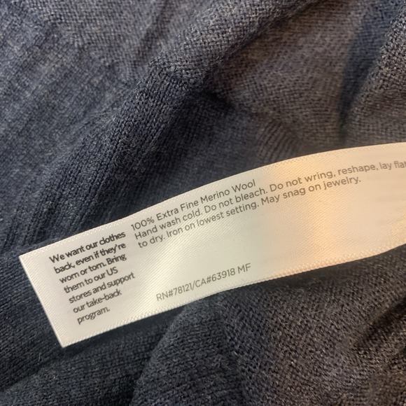 Eileen Fisher Sweater Womens XL Merino Wool Turtleneck Crop Boxy Navy Preppy - Picture 6 of 8